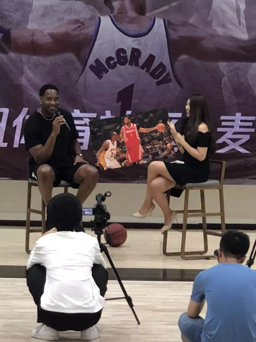 京港体育文化交流座谈会在北京举行，共话两地体育文化交流（北京举办京港体育文化交流座谈会，携手探讨两地体育文化交流）