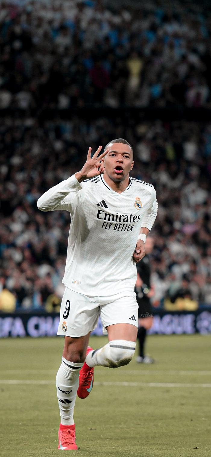 赛点一刻！米兰3：2擒获科内利亚诺，捧起意大利女排超级杯！（决胜时刻！米兰3-2力克科内利亚诺，捧起意大利女排超级杯！）