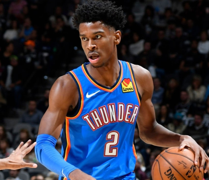 尤文本赛季税前年薪前20：弗拉霍维奇2220万第1，戴维1110万（尤文本季税前年薪TOP20：弗拉霍维奇以2220万领跑，戴维1110万）