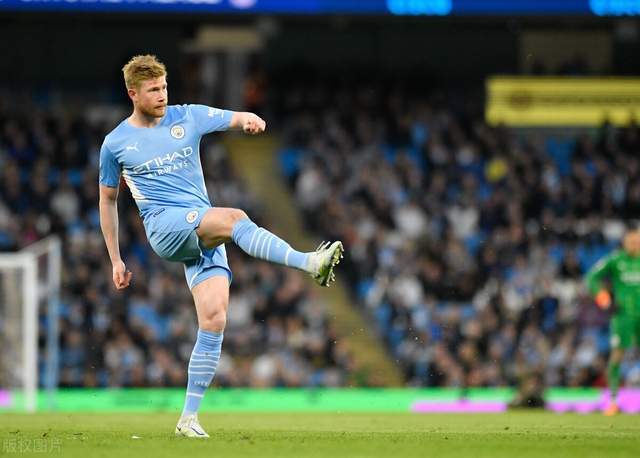 维尼修斯经历1334分钟球荒，皇马球迷嘘他=激励他？（1334分钟无进球，维尼修斯遭皇马球迷嘘声反成动力？）