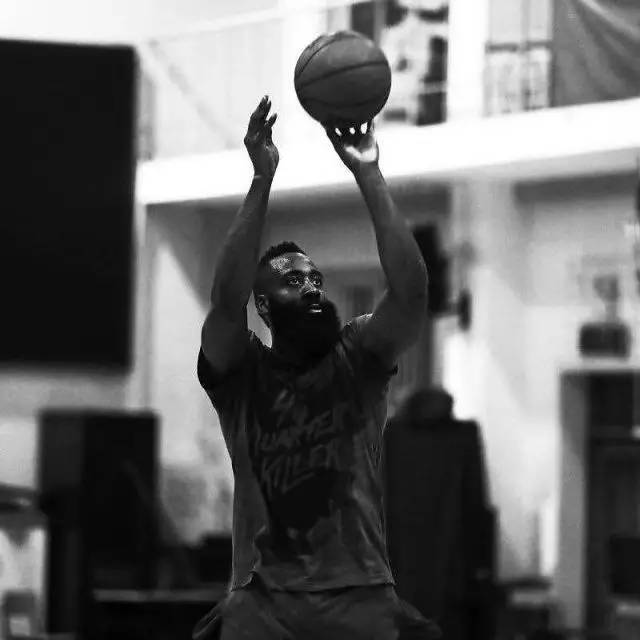 探寻卡鲁索的篮球天赋（解读卡鲁索的篮球天赋）