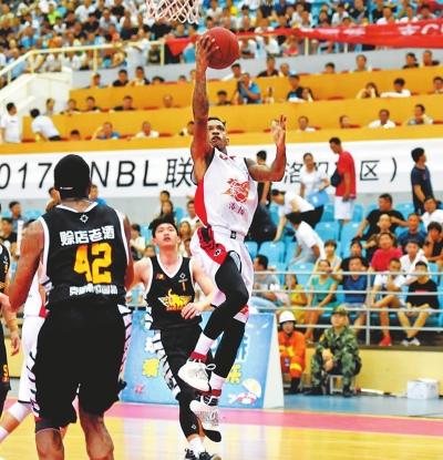 英超：利物浦客场3-2击败伯恩茅斯（英超：利物浦客场3比2力克伯恩茅斯）