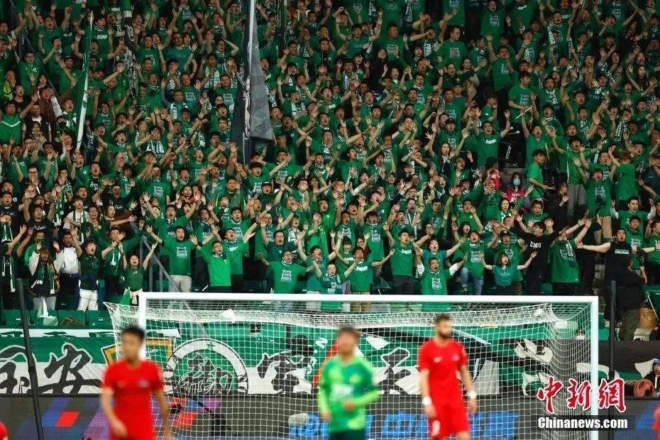 亚历山大三节打卡，展现高效竞技状态（亚历山大仅用三节收工，高效输出尽显竞技状态）